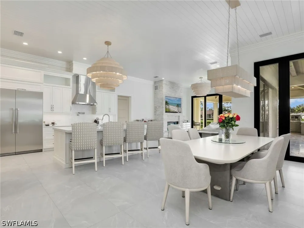 Highcroft Drive Naples, FL 34119