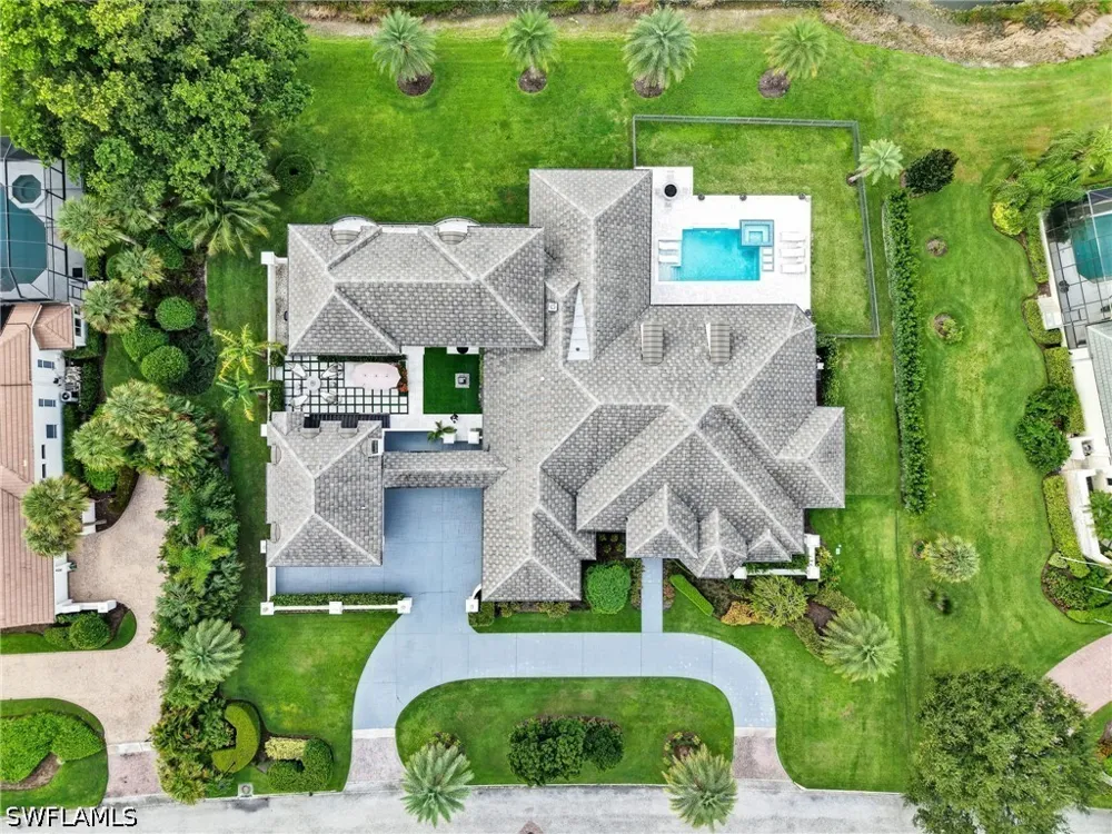 Highcroft Drive Naples, FL 34119