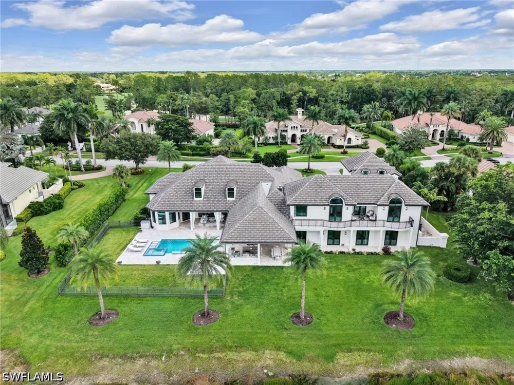 Highcroft Drive Naples, FL 34119