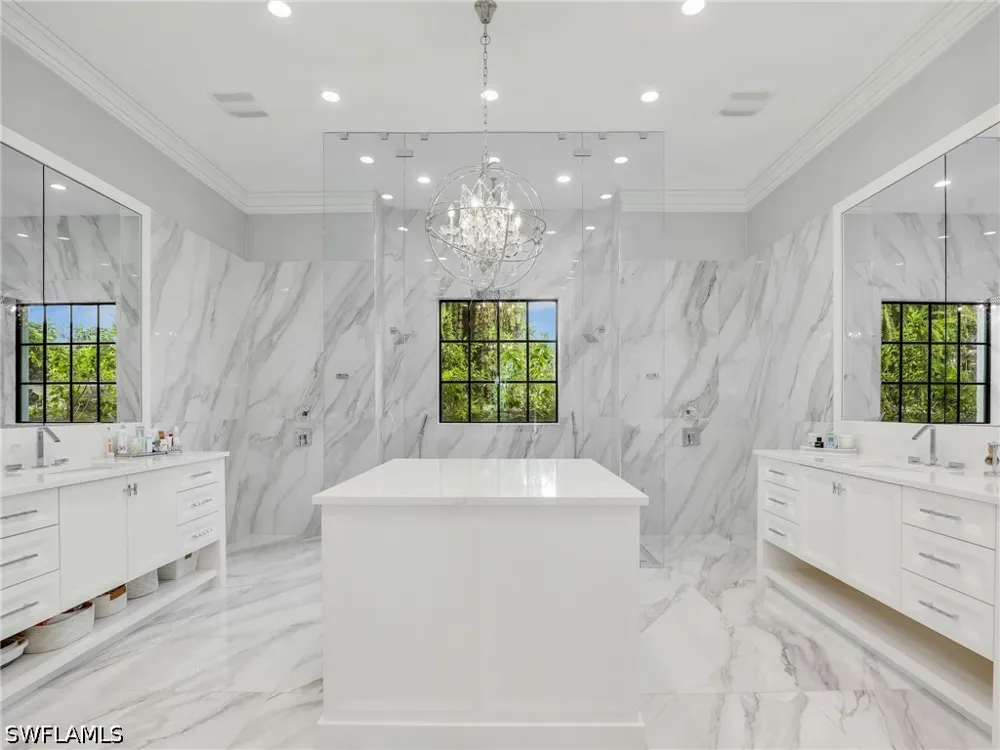 Highcroft Drive Naples, FL 34119