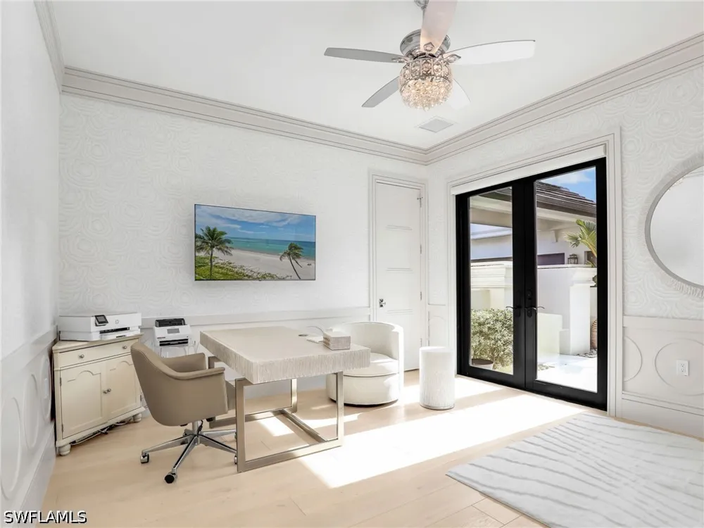 Highcroft Drive Naples, FL 34119