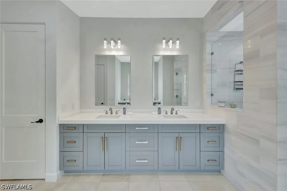 37th Avenue NW Naples, FL 34120