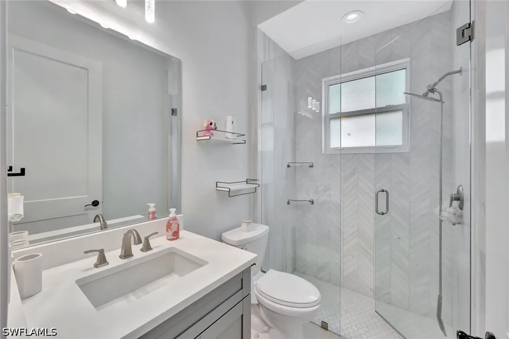 37th Avenue NW Naples, FL 34120