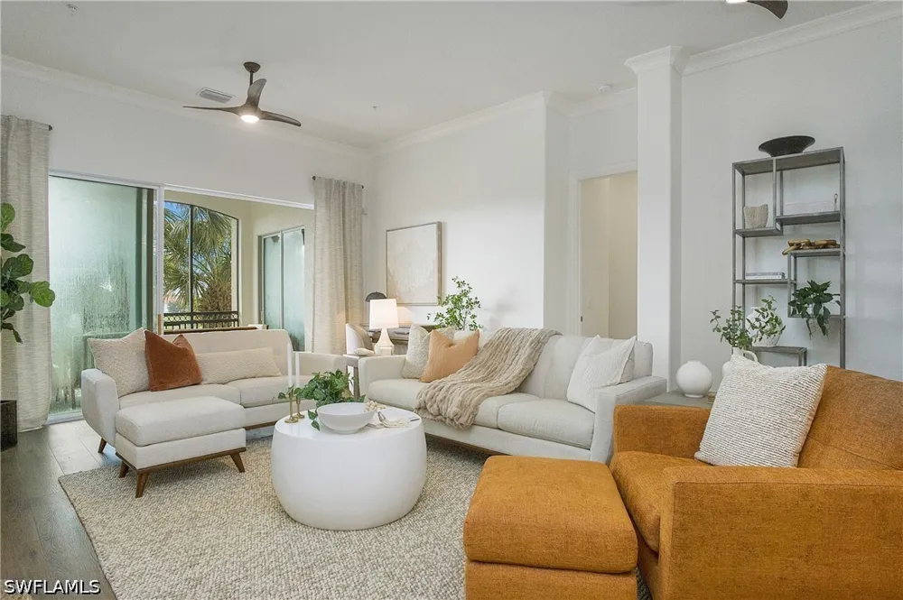 Aviamar Circle #7-203 Naples, FL 34114