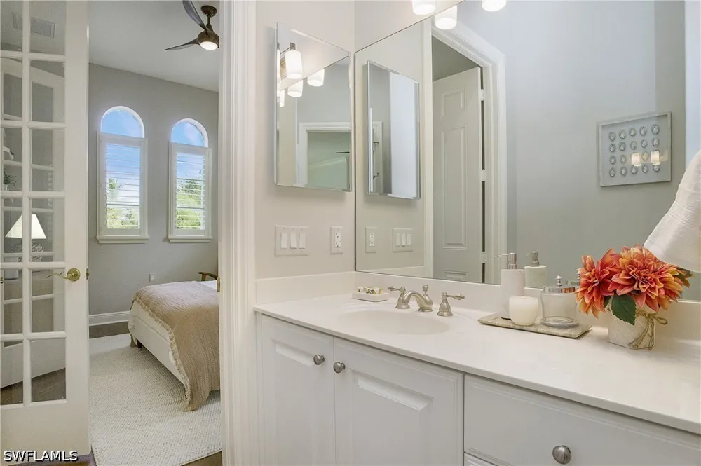 Aviamar Circle #7-203 Naples, FL 34114