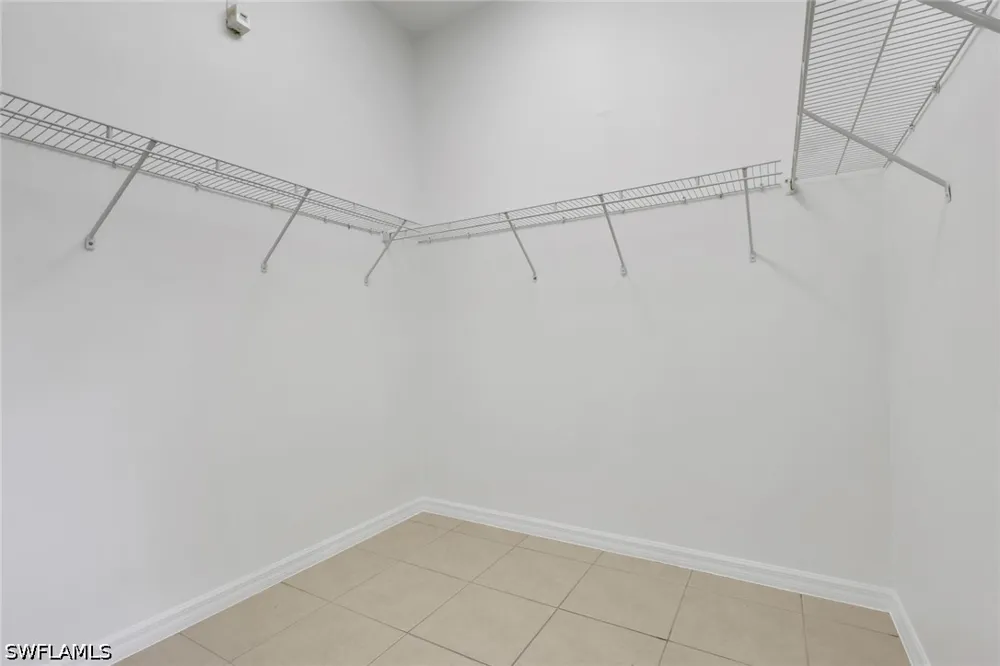 24th Avenue SE Naples, FL 34117
