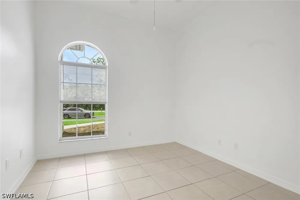 24th Avenue SE Naples, FL 34117