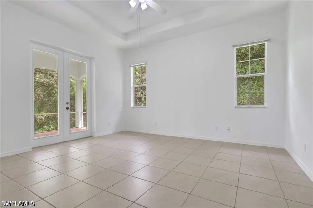 24th Avenue SE Naples, FL 34117