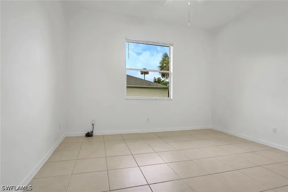24th Avenue SE Naples, FL 34117