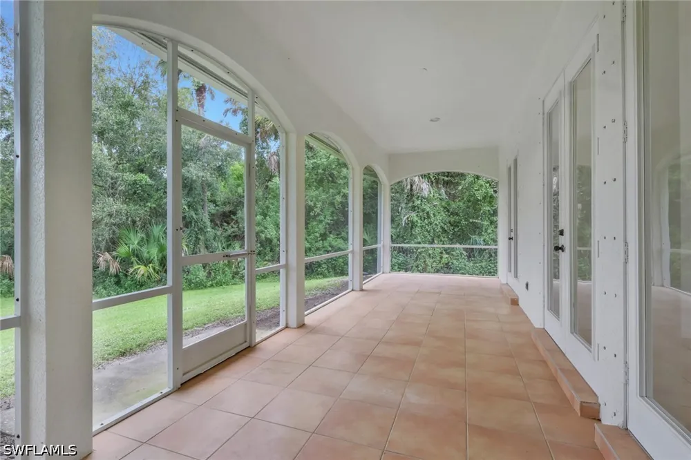 24th Avenue SE Naples, FL 34117