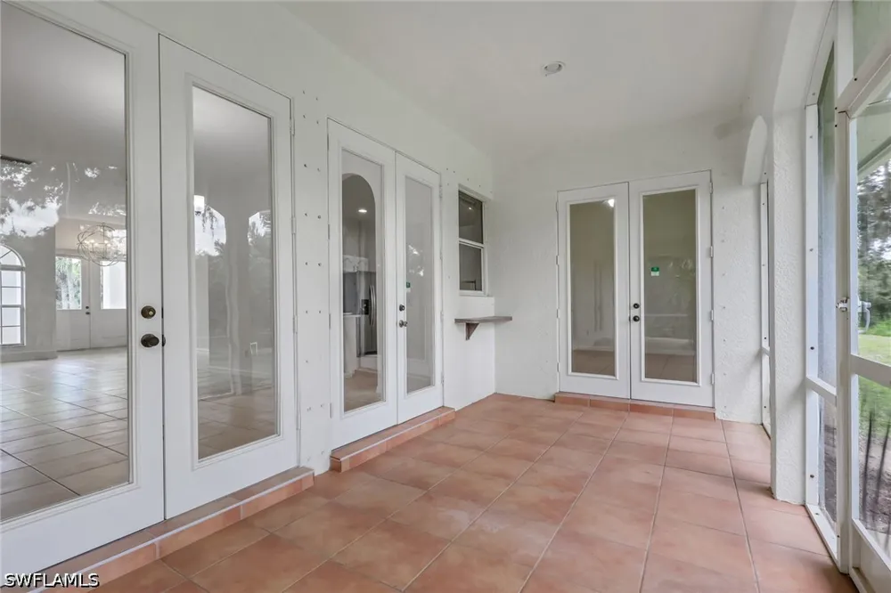 24th Avenue SE Naples, FL 34117