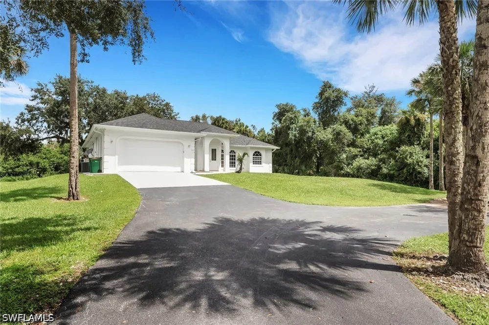 24th Avenue SE Naples, FL 34117