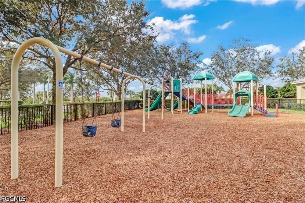 Citrus Street Naples, FL 34120
