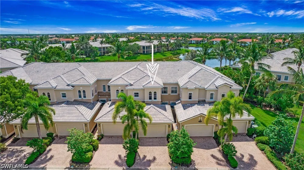 Aviamar Circle #7-203 Naples, FL 34114
