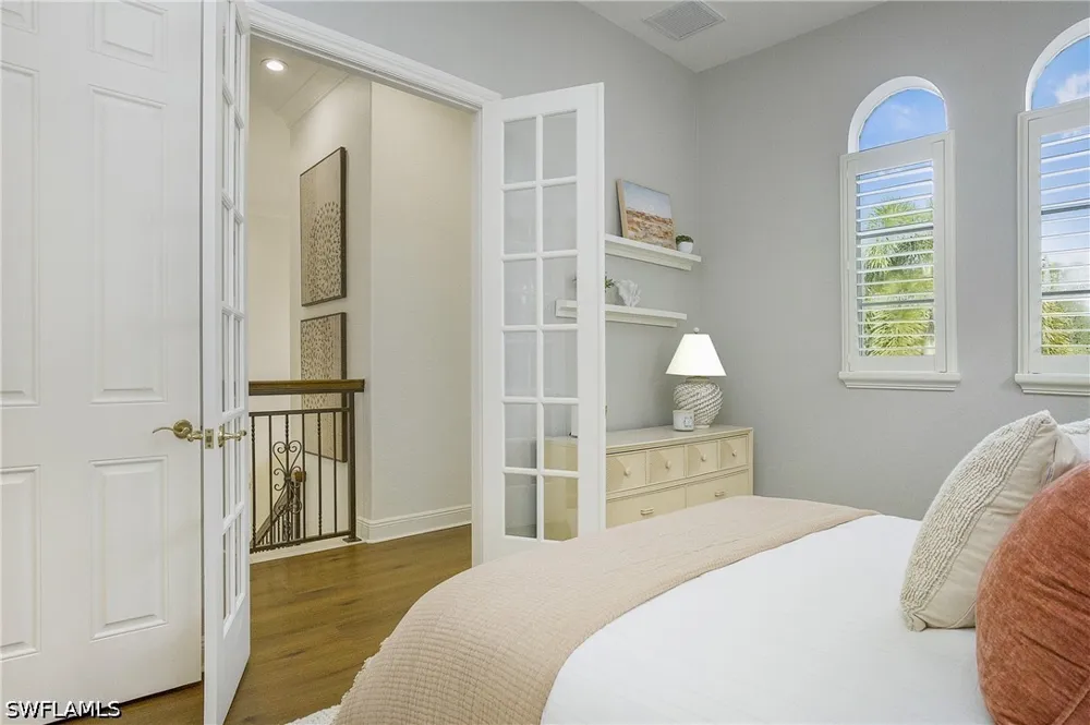 Aviamar Circle #7-203 Naples, FL 34114