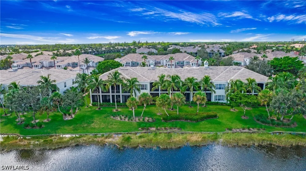 Tesoro Lane #3-203 Naples, FL 34114