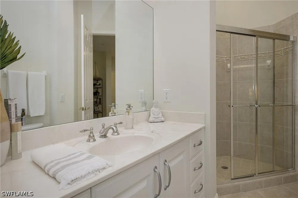 Tesoro Lane #3-203 Naples, FL 34114