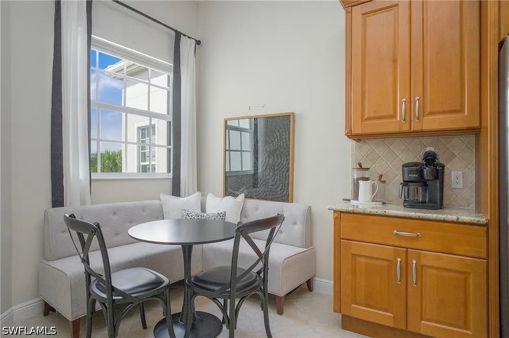 Tesoro Lane #3-203 Naples, FL 34114