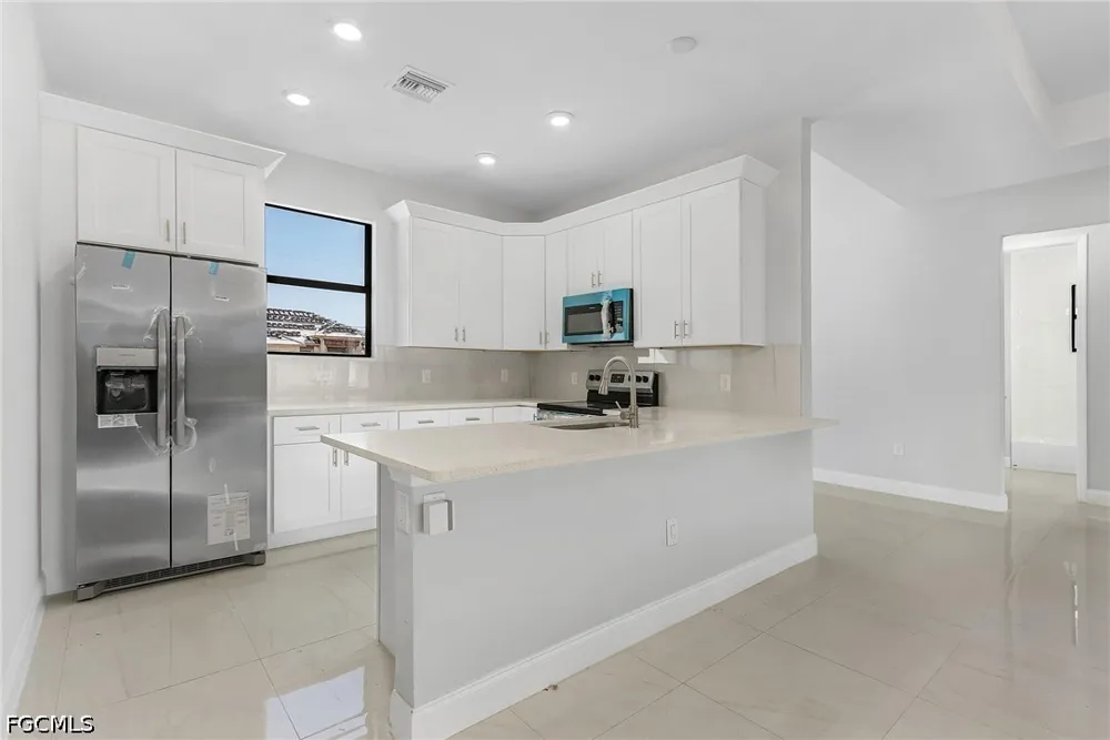 Diplomat Parkway W Cape Coral, FL 33993