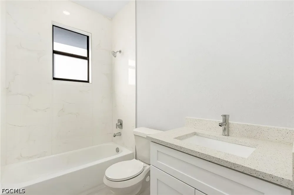 Diplomat Parkway W Cape Coral, FL 33993