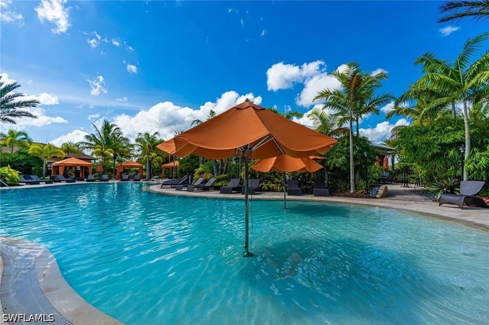 Benvenuto Court #204 Naples, FL 34119
