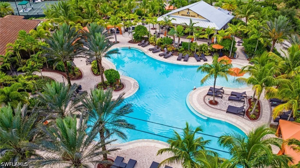 Benvenuto Court #204 Naples, FL 34119