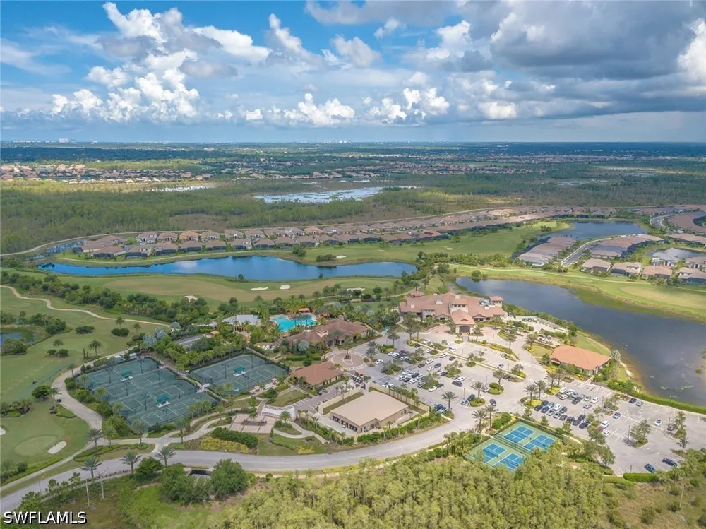 Benvenuto Court #204 Naples, FL 34119