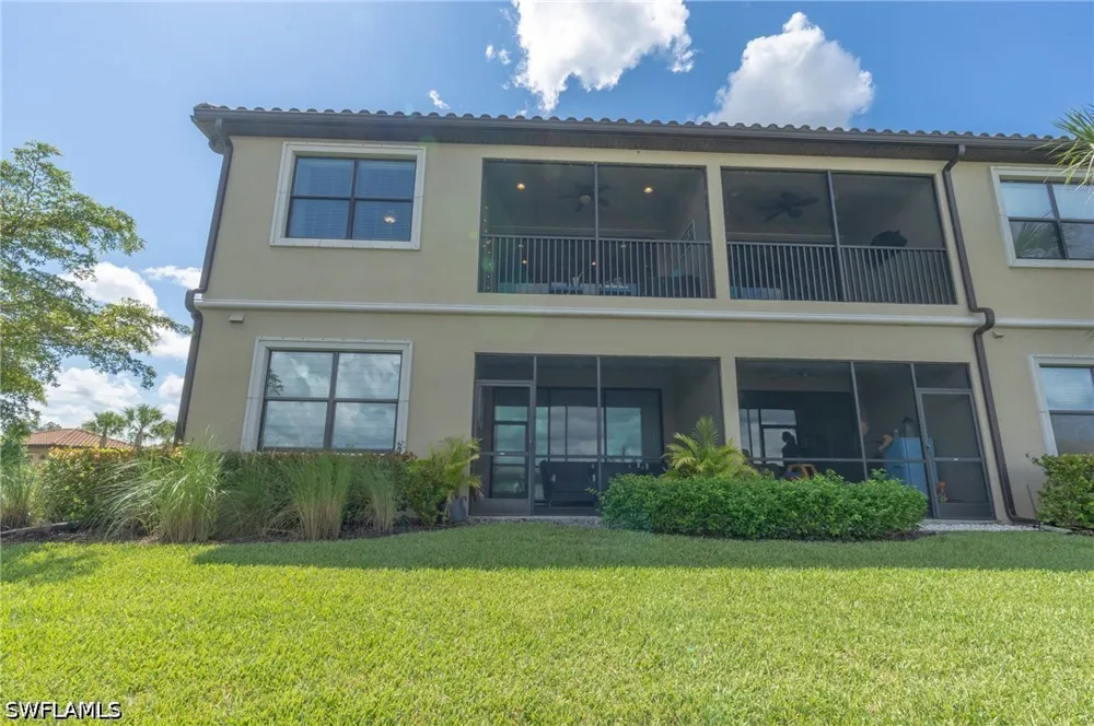 Benvenuto Court #204 Naples, FL 34119