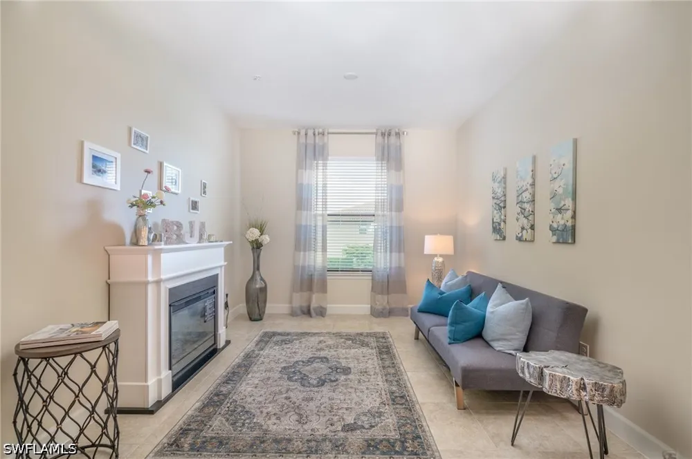 Benvenuto Court #204 Naples, FL 34119