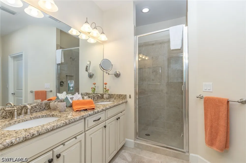 Benvenuto Court #204 Naples, FL 34119