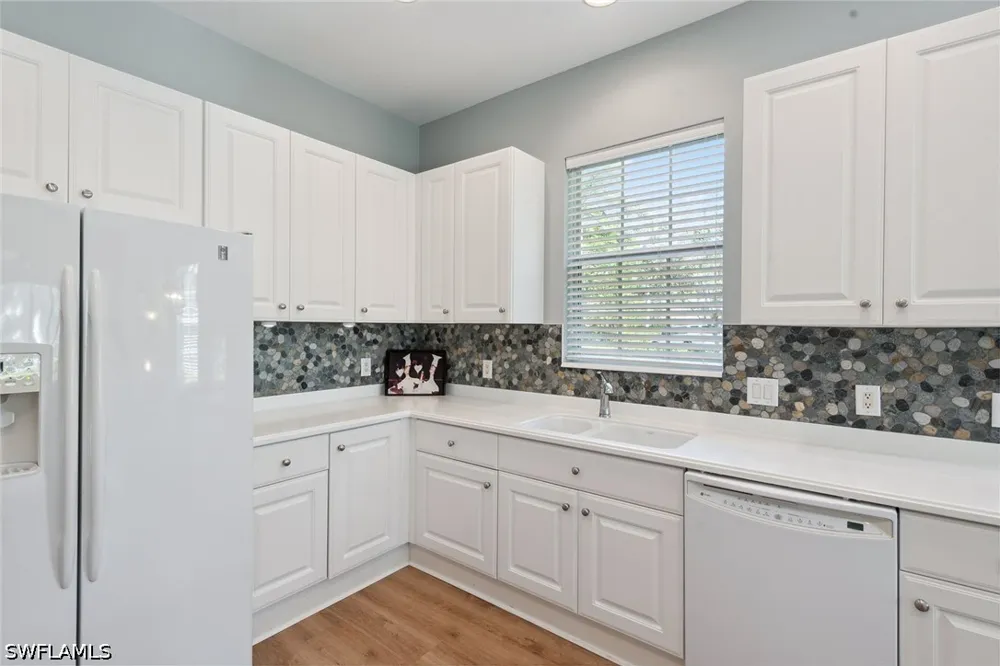 Aviamar Circle #101 Naples, FL 34114