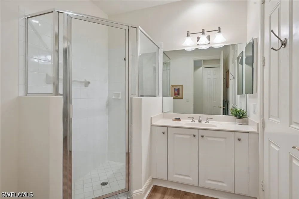 Aviamar Circle #101 Naples, FL 34114