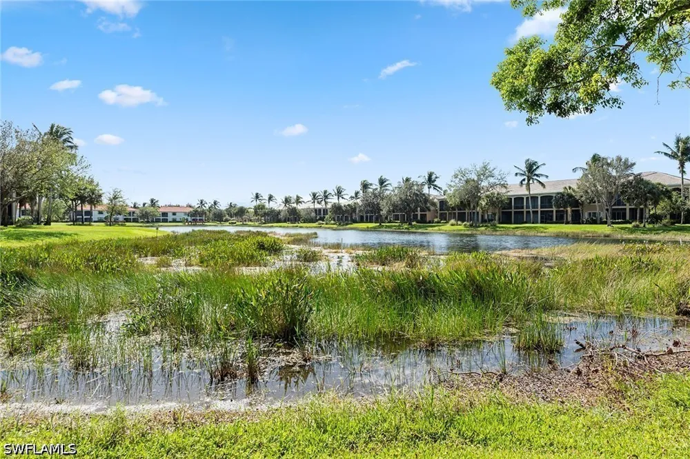 Aviamar Circle #101 Naples, FL 34114
