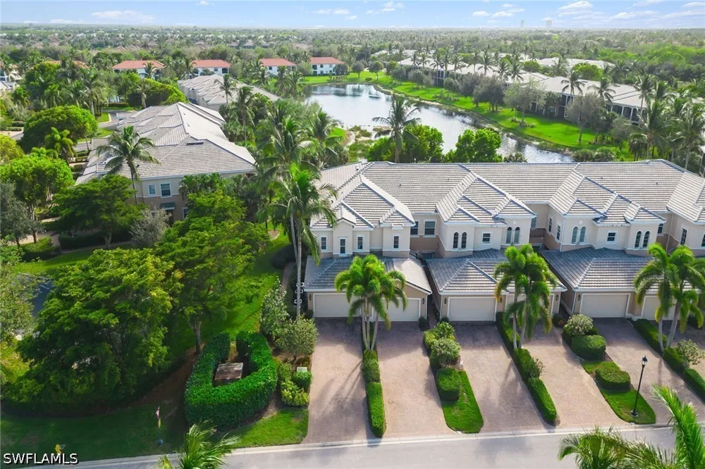Aviamar Circle #101 Naples, FL 34114