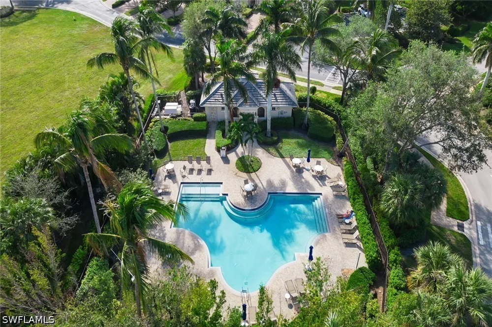 Aviamar Circle #101 Naples, FL 34114