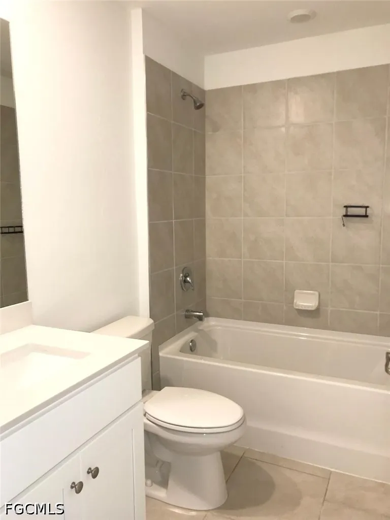 NE 34th Terrace Cape Coral, FL 33909