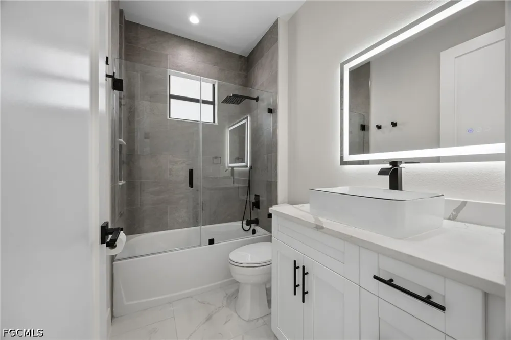 NW 21st Street Cape Coral, FL 33993