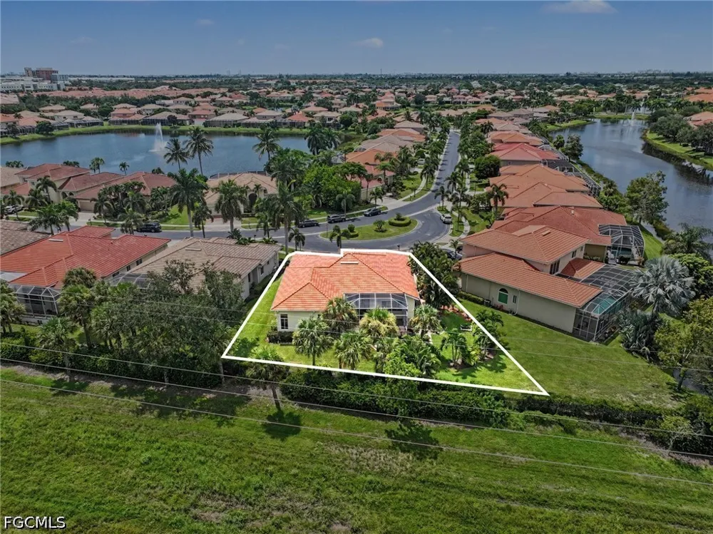 Paseo De Valencia Street Fort Myers, FL 33908