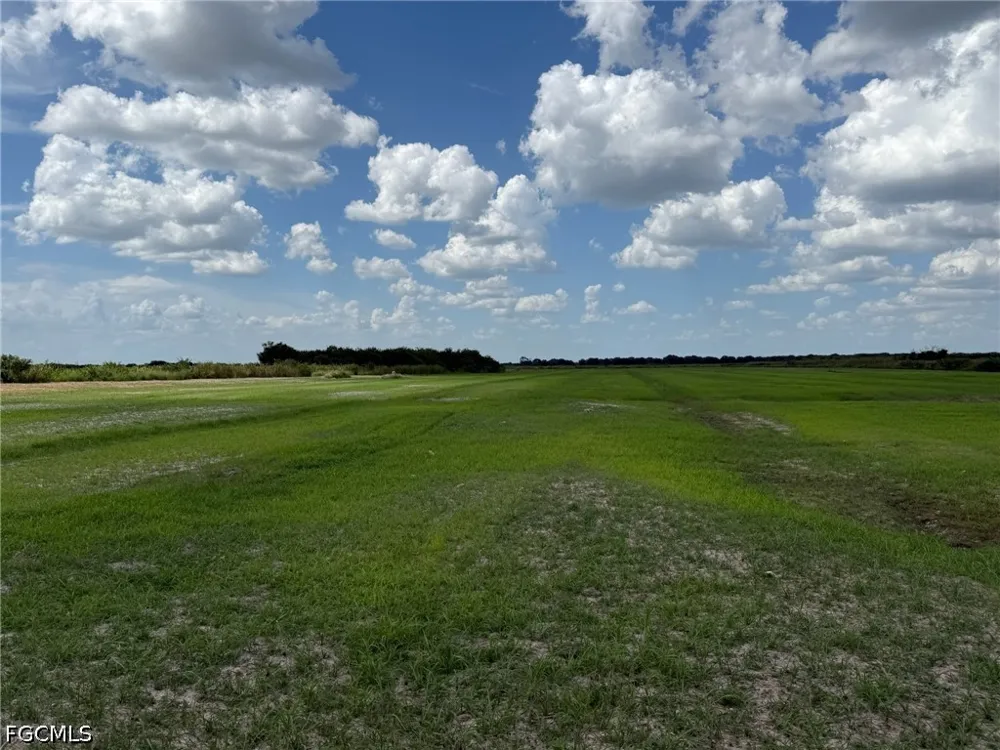 1st Road Labelle, FL 33935