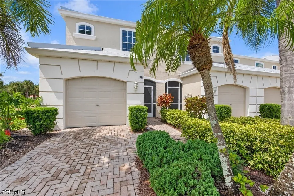 Weeping Willow Court Cape Coral, FL 33909