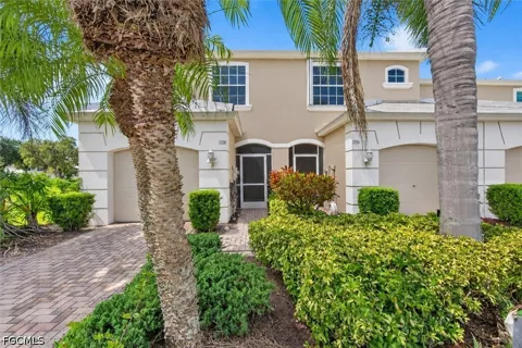 Weeping Willow Court