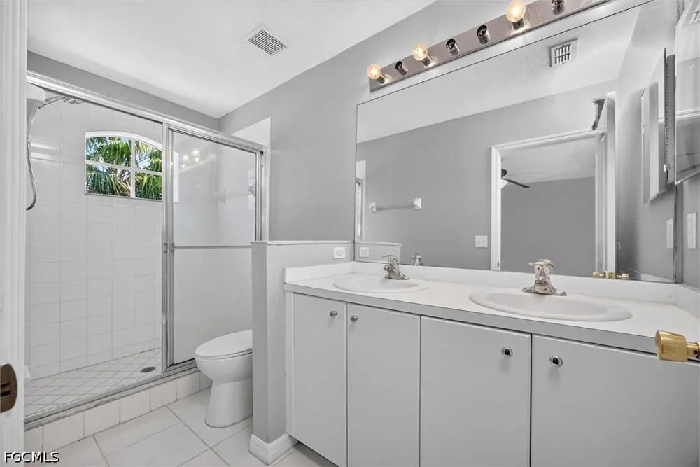 Weeping Willow Court Cape Coral, FL 33909