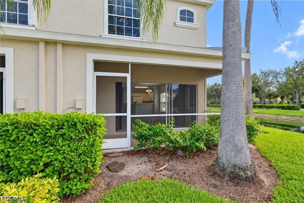 Weeping Willow Court Cape Coral, FL 33909