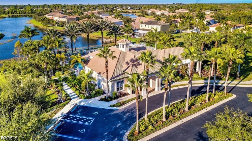 Weeping Willow Court Cape Coral, FL 33909