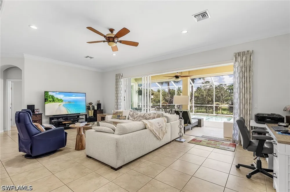 Manchester Drive Naples, FL 34114