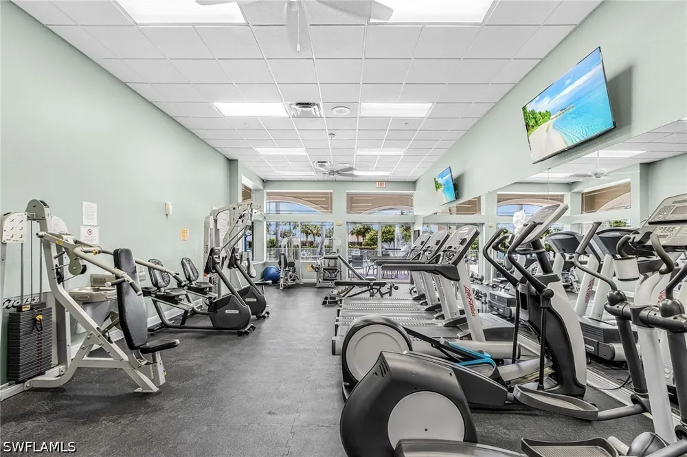 Manchester Drive Naples, FL 34114