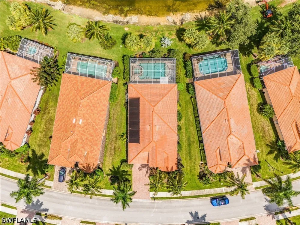Manchester Drive Naples, FL 34114