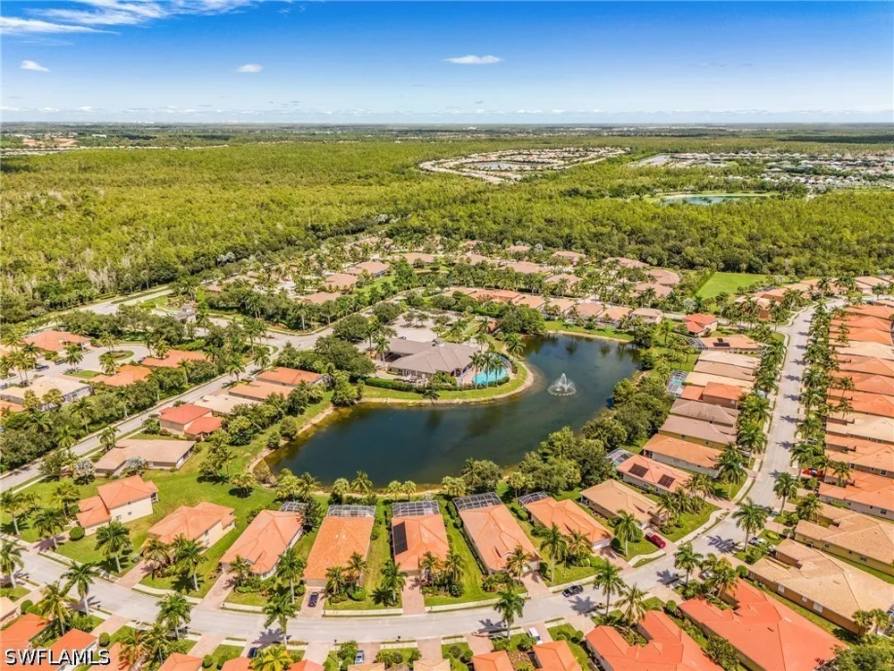 Manchester Drive Naples, FL 34114