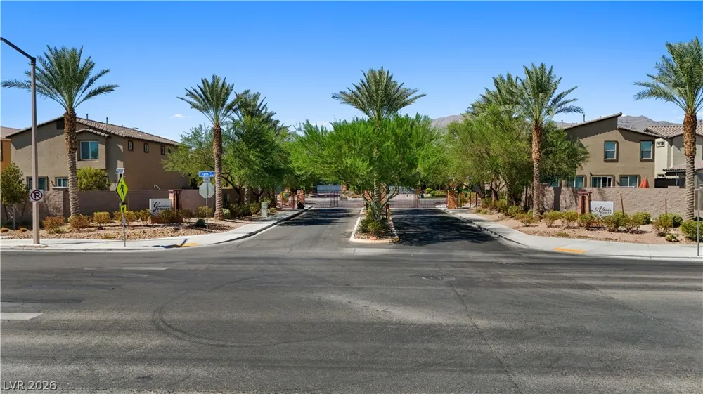 4424 Stardusk Falls Avenue North Las Vegas, NV 89084