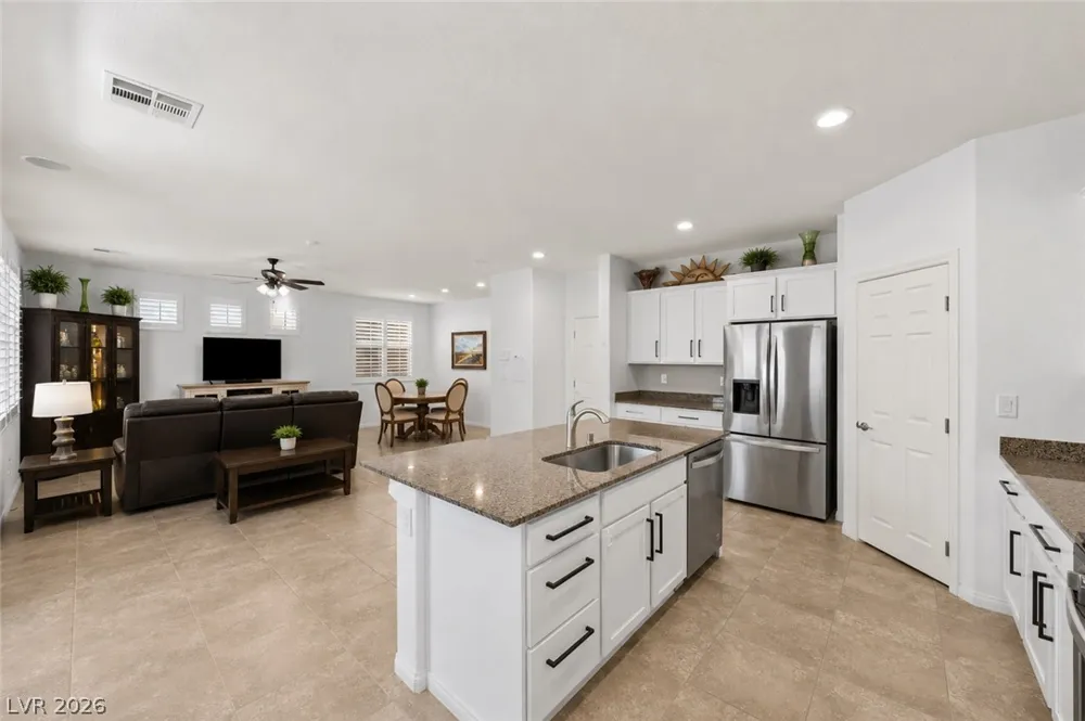 4424 Stardusk Falls Avenue North Las Vegas, NV 89084